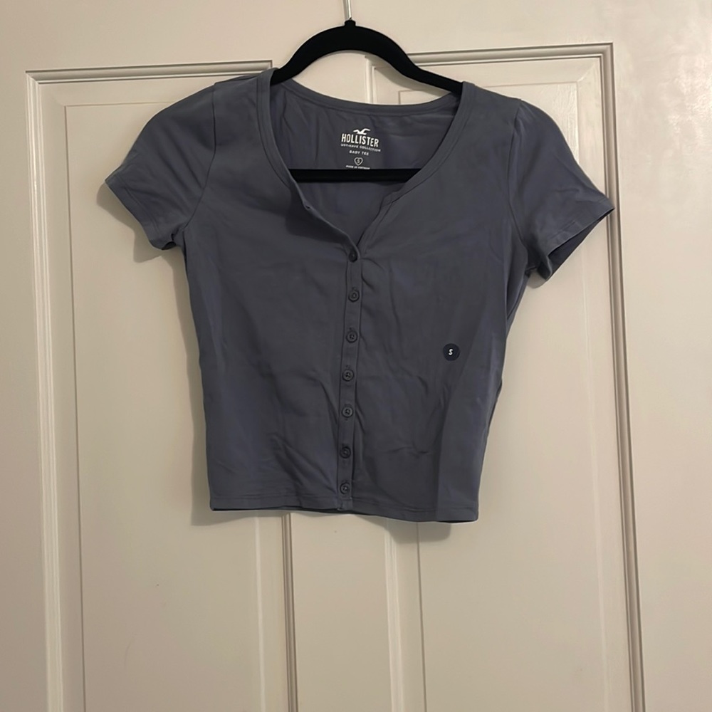 NWT Hollister Baby Tee